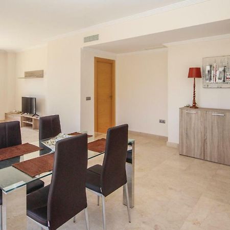 Awesome Apartment In Benahavis With 2 Bedrooms, Outdoor Swimming Pool And Swimming Pool Estepona Buitenkant foto